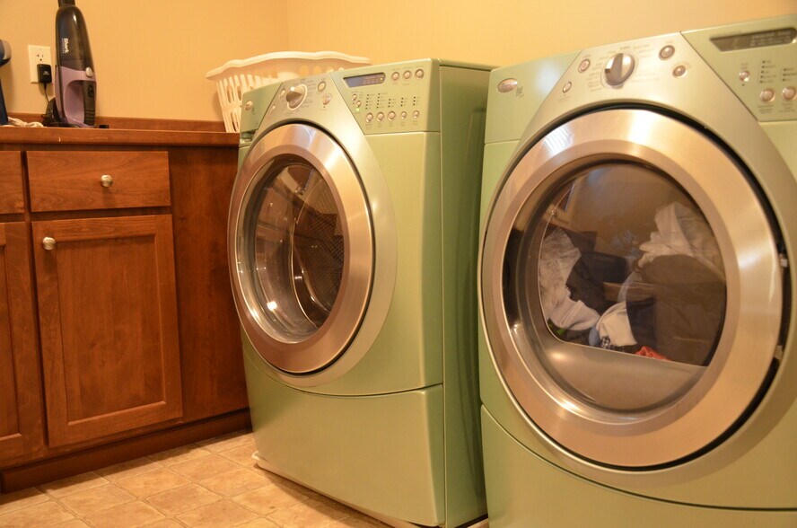 Building Photo - 11031 Muirwood Way NE