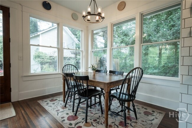 Building Photo - 290 Milledge Cir