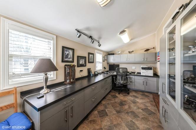 Building Photo - 9701 Merton Ave