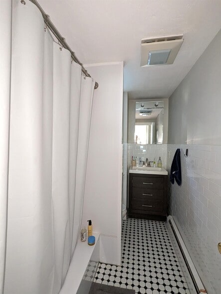 Building Photo - 29 Fairmount Ave