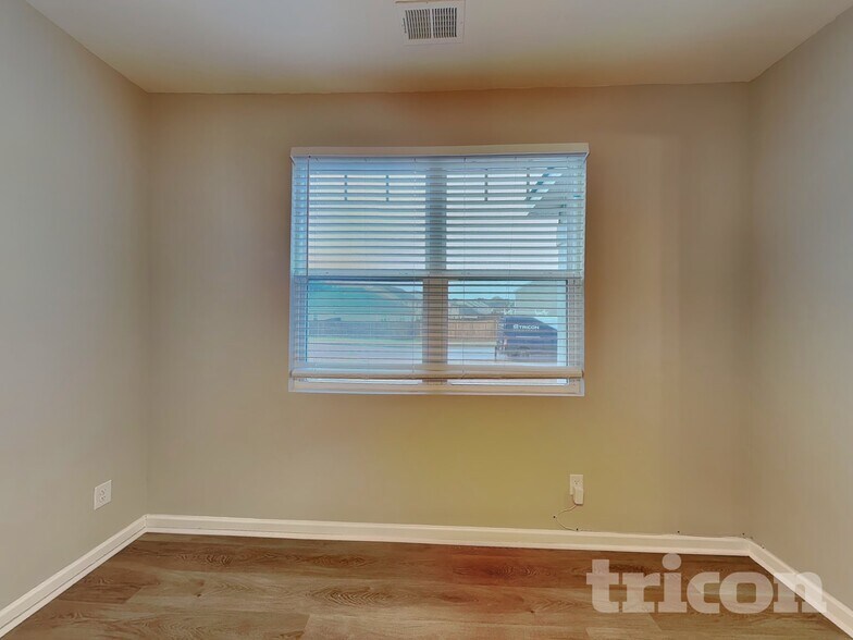 Building Photo - 1508 Denver Way