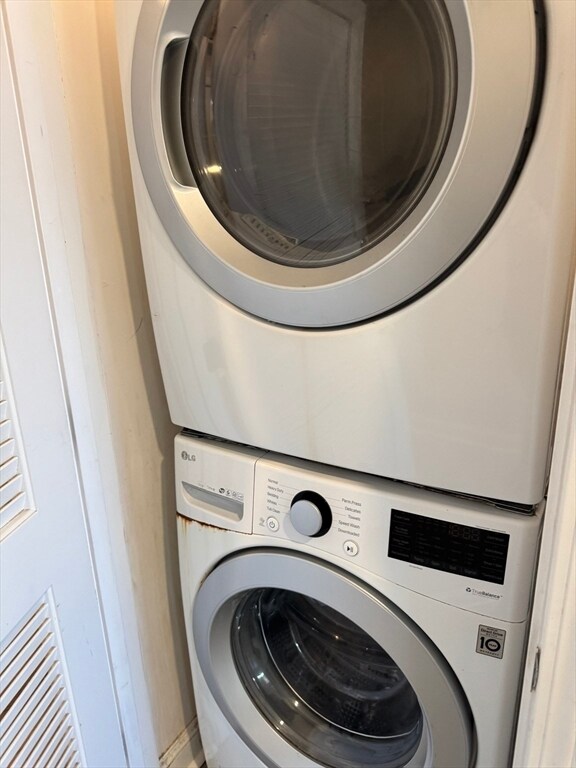 Building Photo - 41 Oldfields Rd