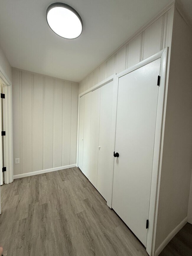 Building Photo - Bright & Clean 3 Bedroom 2 Bath