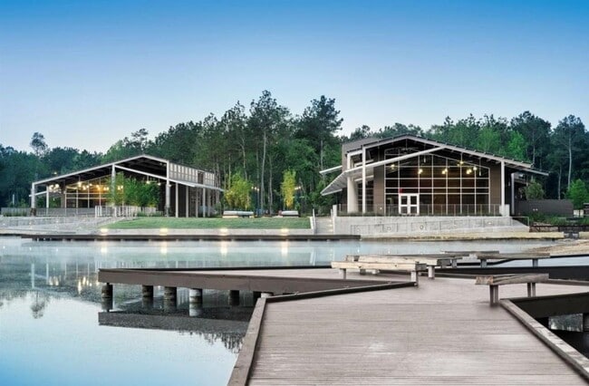 Building Photo - 15835 Bird of Paradise Dr