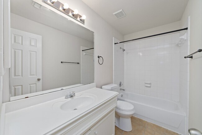 Building Photo - 20527 Port Bishop Ln