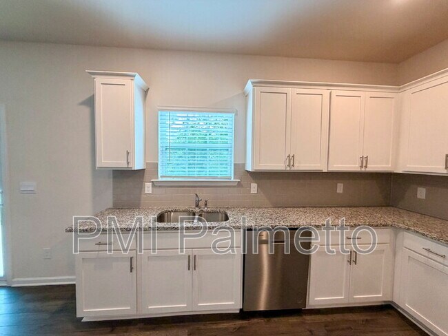 Building Photo - 771 Tiger Lily Drive