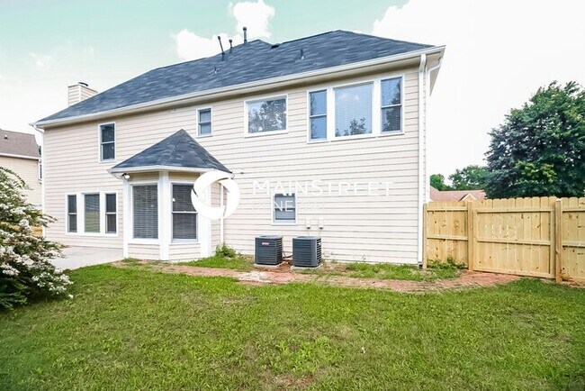 Building Photo - 4 Bedroom Pet-Friendly Home in Ellenwood, ...