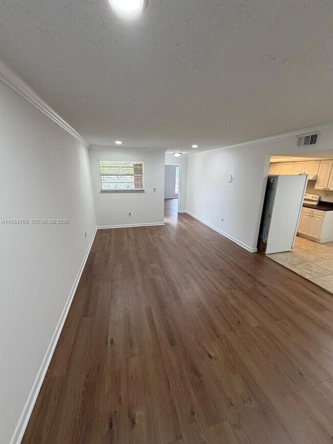 Building Photo - 11101 Royal Palm Blvd