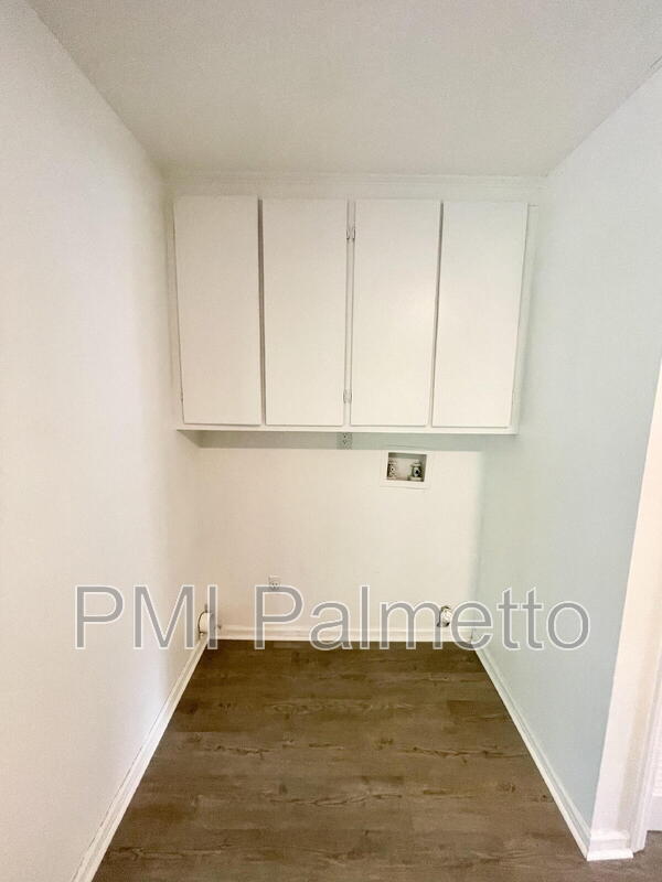 Building Photo - 138 Villa Ct