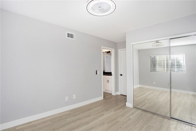 Building Photo - 131 Mira Mesa