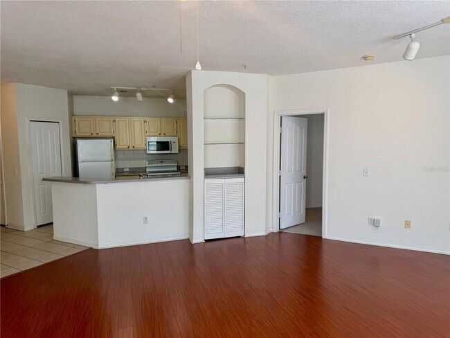 Building Photo - 2740 Maitland Crossing Way