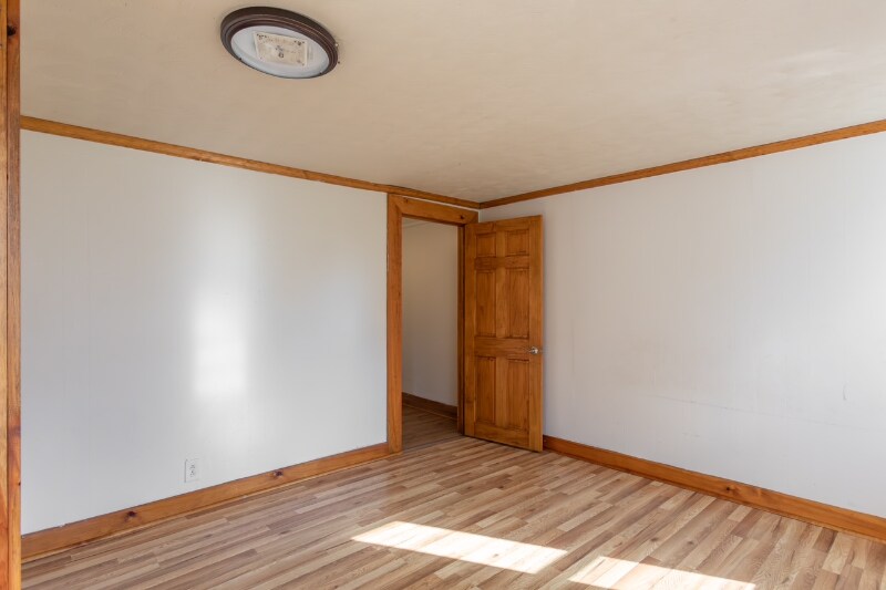 Building Photo - 89 Pecks Rd