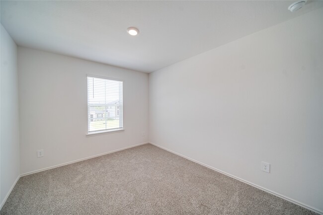 Building Photo - 30838 Brightwell Bnd