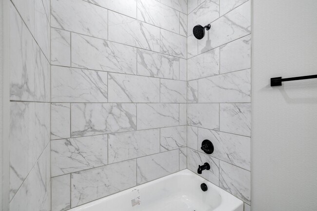 Building Photo - 7050 - 7052