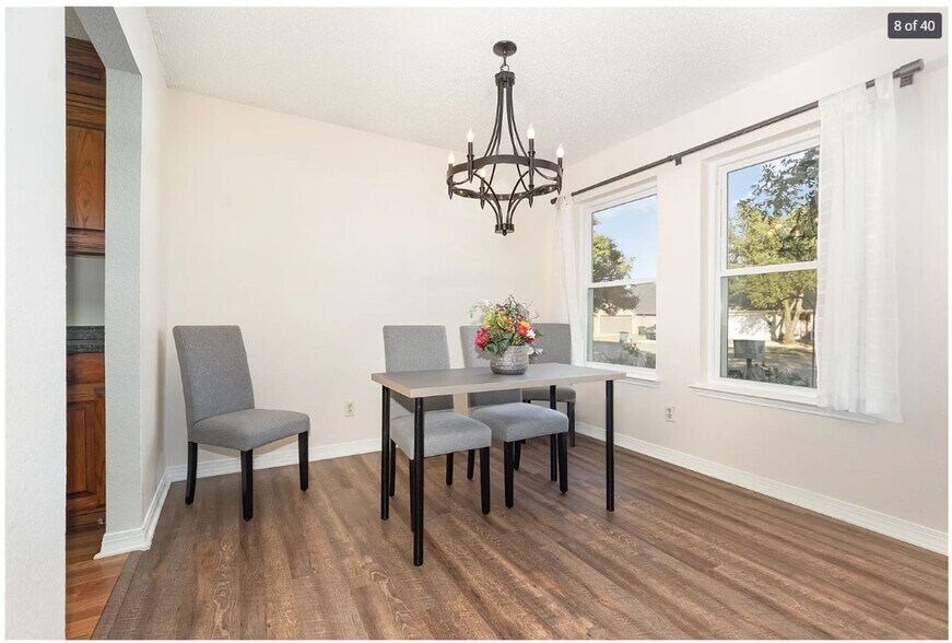 Building Photo - 404 Nita Ln