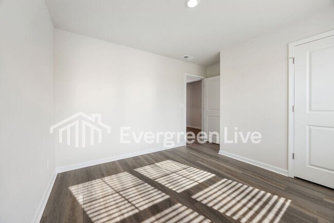 Building Photo - coming soon