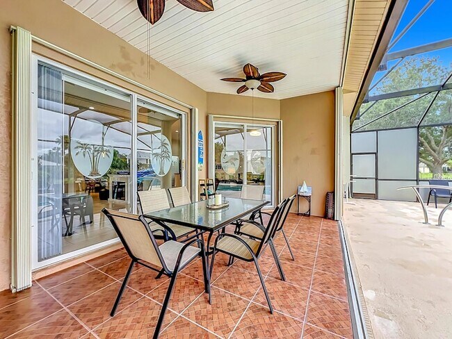 Building Photo - 1343 Shoreline Cir