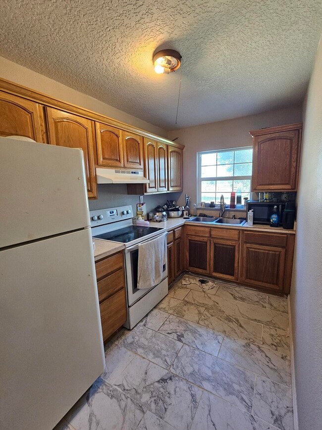 Building Photo - 4900 NW 160th St