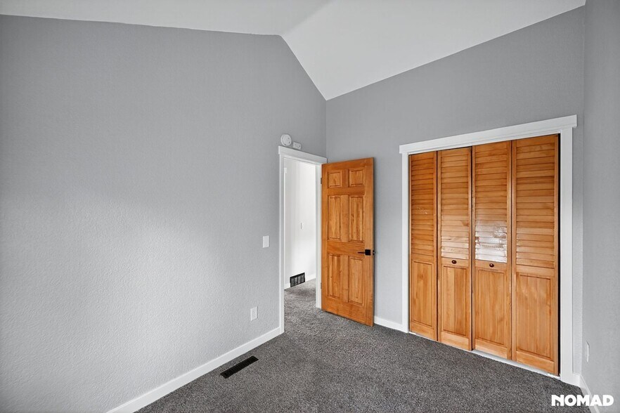 Building Photo - 4468 Driftwood Pl