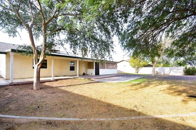 Building Photo - 3477 E Cuadrilla Ln