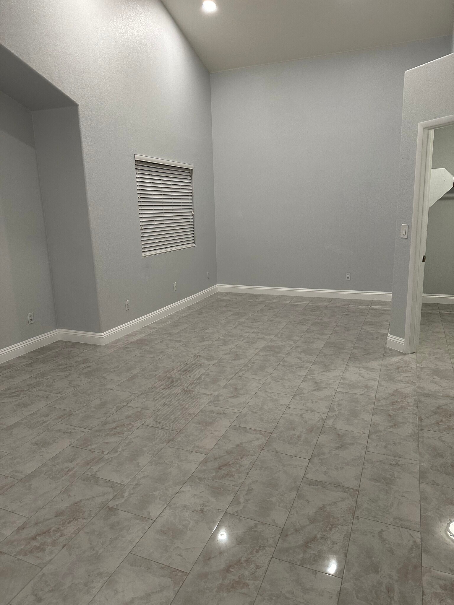 Building Photo - 3552 Kahala Bay Ln