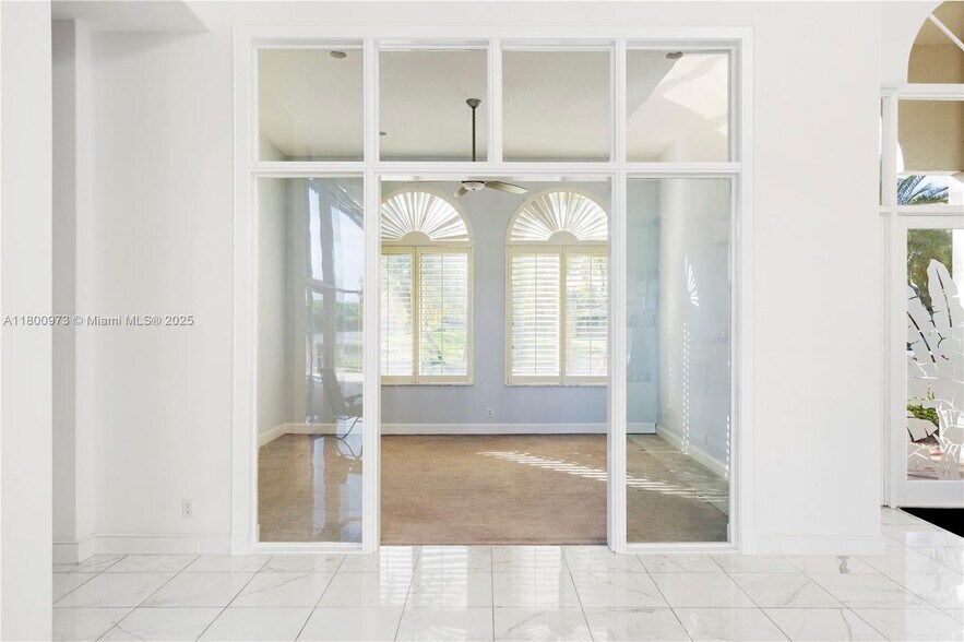 Building Photo - 2939 Paddock Ln