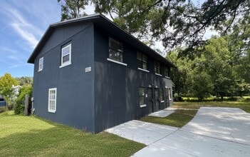 Building Photo - Affordable Ground-Floor Unit with Great City Access