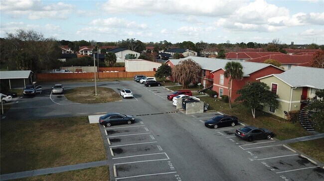 Building Photo - 1817 Caralee Blvd