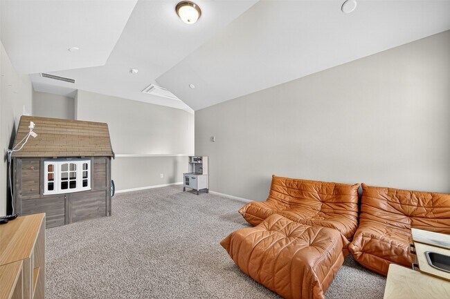 Building Photo - 24930 Jessamine Meadow Trl