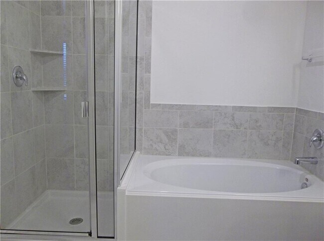 Building Photo - 15209 Spruce Frost Cv