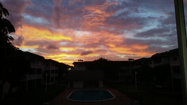 Building Photo - 5861 NW 16th Pl