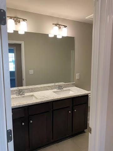 Building Photo - 200 Broadleaf Way