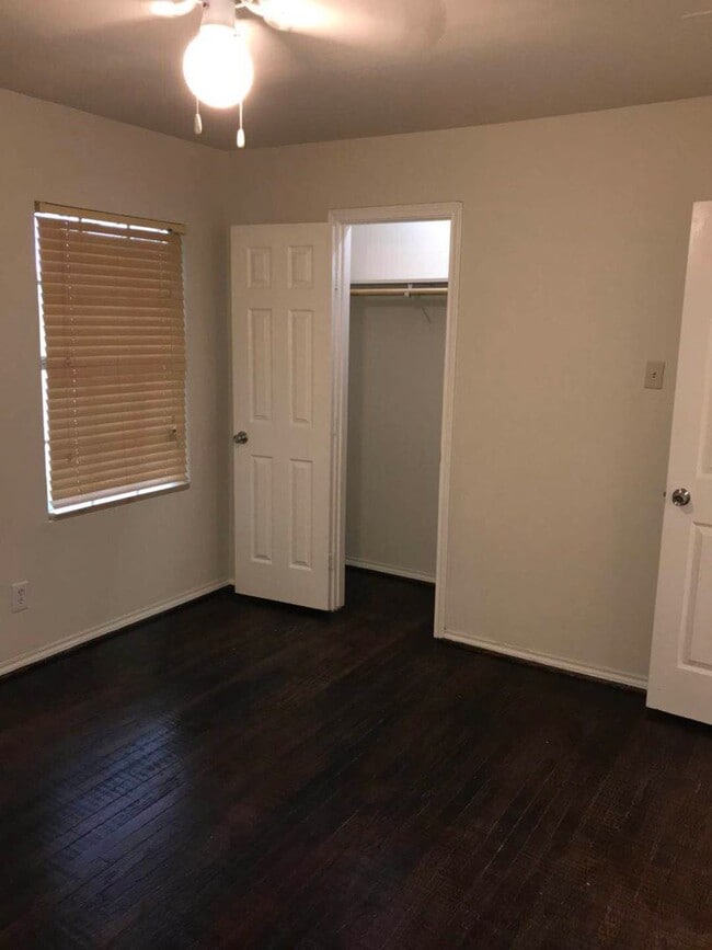 Building Photo - Beautiful 3 Bedroom in Garland!