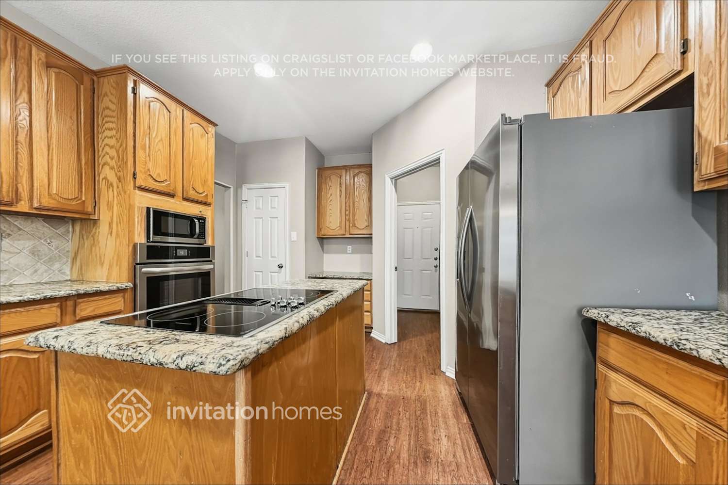 Building Photo - 4000 Iris Ct