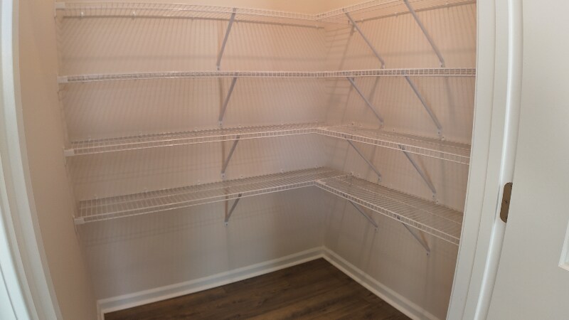 Building Photo - 1030 Roleson Wy