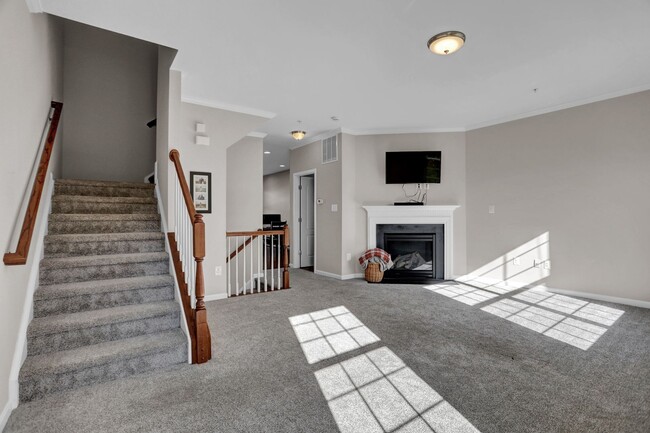 Building Photo - 115 Tanglewood Manor Dr