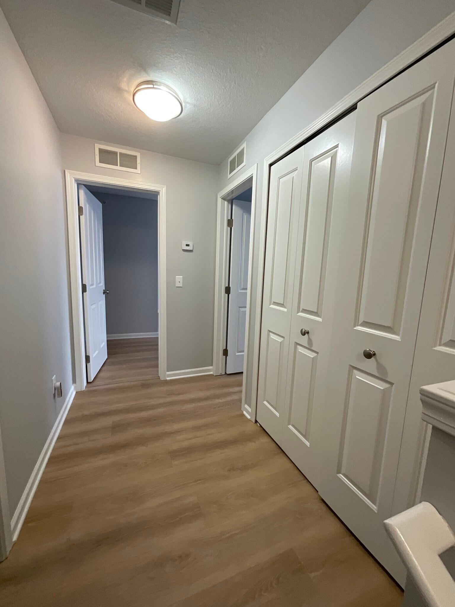 Building Photo - 28957 Cullen Dr