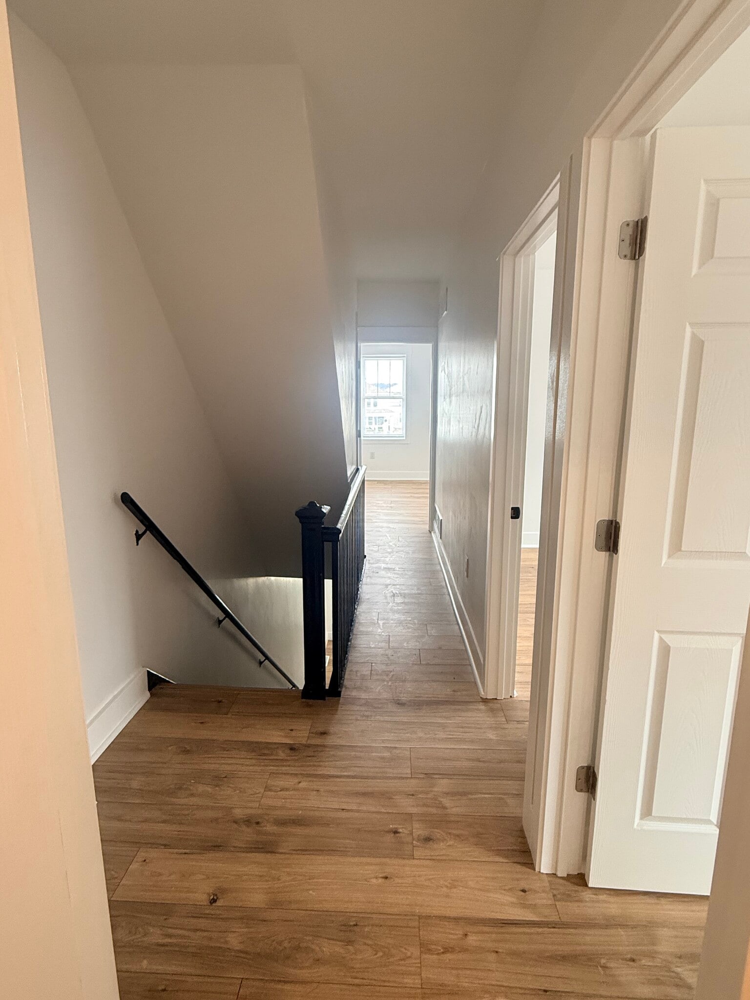 Building Photo - 908 Mount Rose Ave