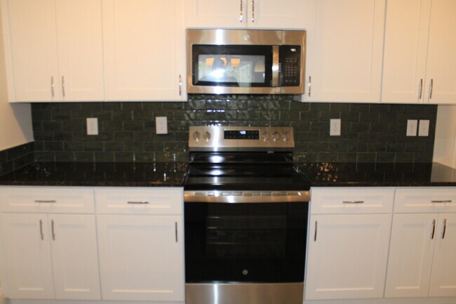 Building Photo - 8116 Bannock Cir