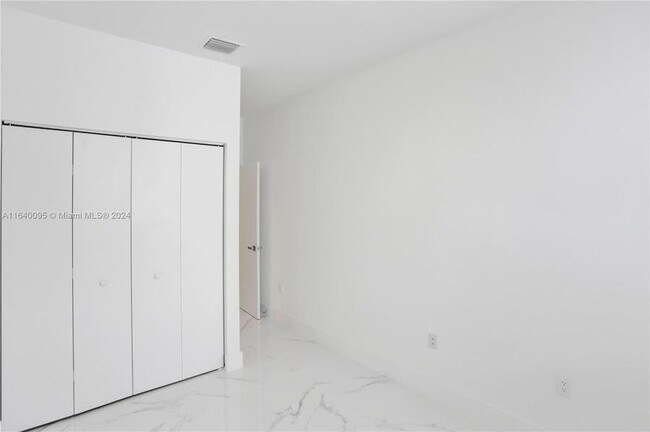 Building Photo - 10271 NW 72nd St