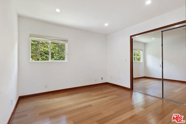 Building Photo - 7863 Electra Dr