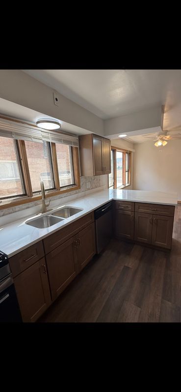 Building Photo - 9225 S Cregier Ave
