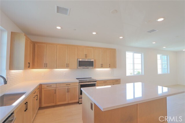 Building Photo - 1251 Grassland Rd