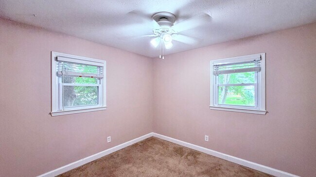 Building Photo - 4431 Donegal Cir
