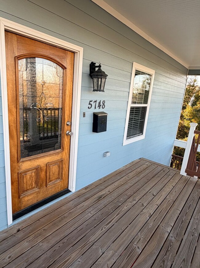 Building Photo - 5748-5748 Cameron Blvd