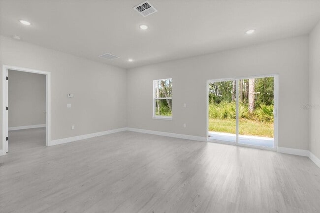 Building Photo - 15782 SW 52nd Ave Rd