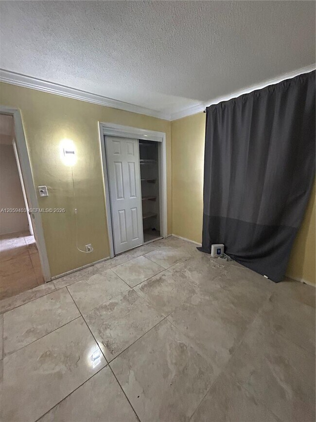 Building Photo - 5710 NW 64th Way
