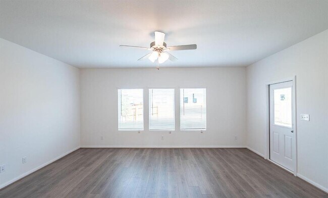 Building Photo - 2307 Stonewater Cove