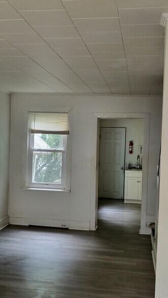 Building Photo - 1217 Cotton St