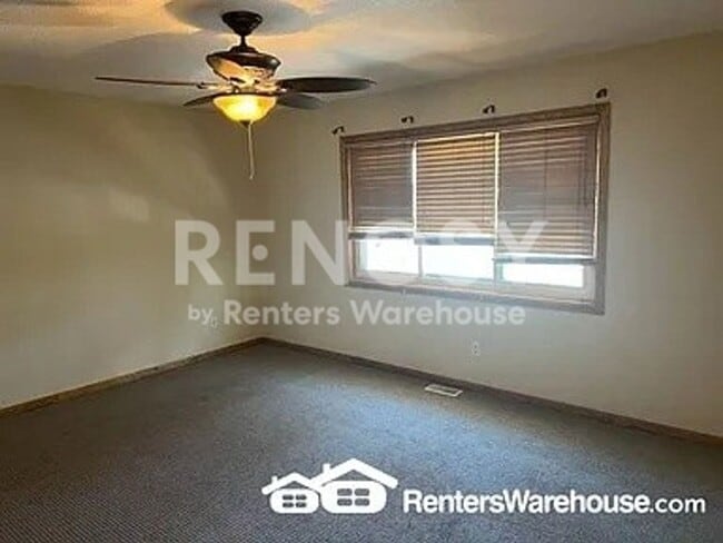 Building Photo - Available June 1st 6 Bedroom 4 Bath Single Family Home in Oakdale